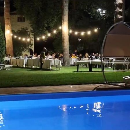 Resort Restaurant Villa Berta San Severino Marche Eksteriør bilde