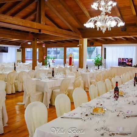 Resort Restaurant Villa Berta San Severino Marche Eksteriør bilde