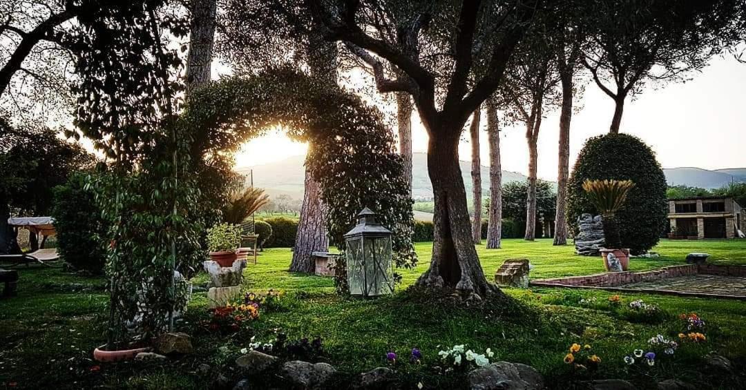 Resort Restaurant Villa Berta San Severino Marche Eksteriør bilde