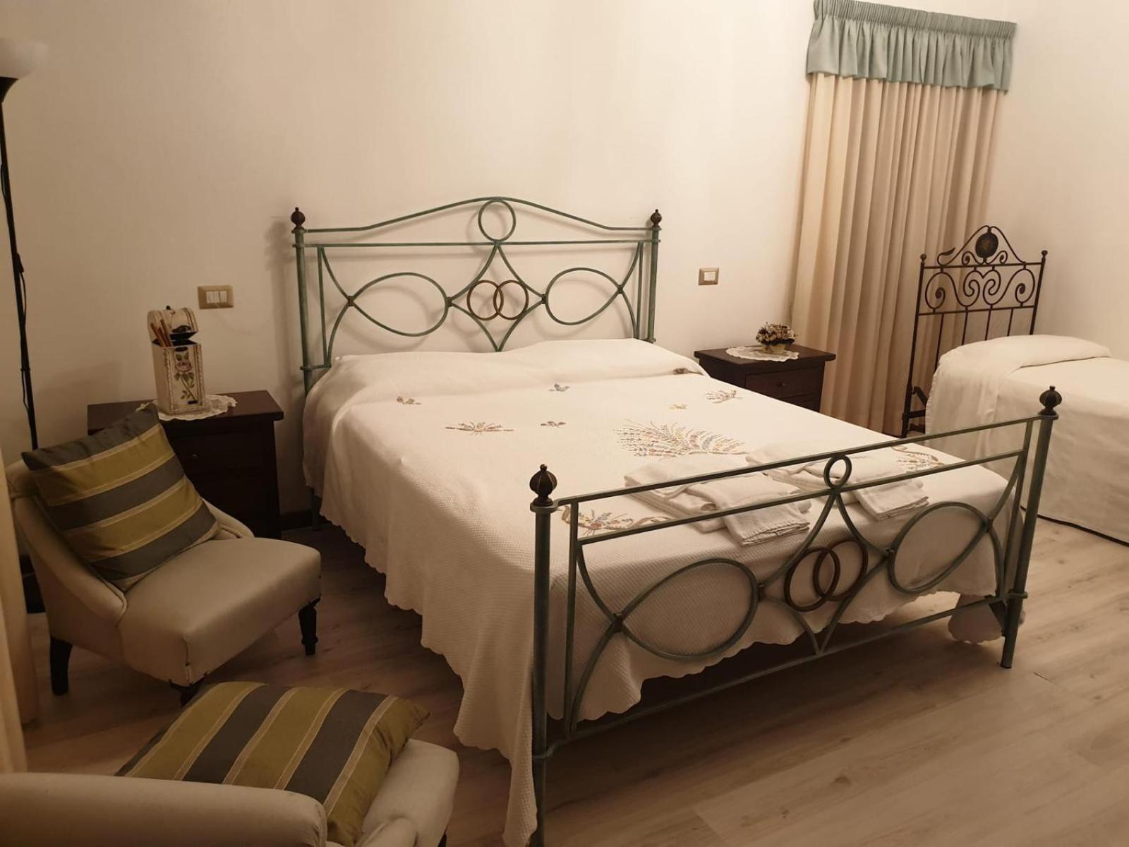 Resort Restaurant Villa Berta San Severino Marche Eksteriør bilde