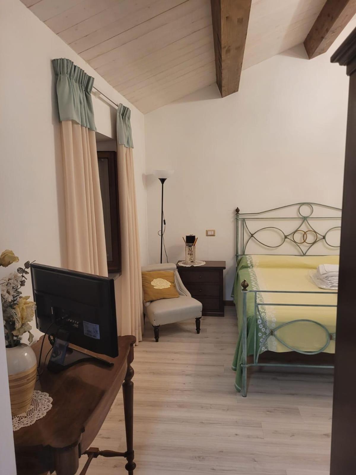 Resort Restaurant Villa Berta San Severino Marche Eksteriør bilde